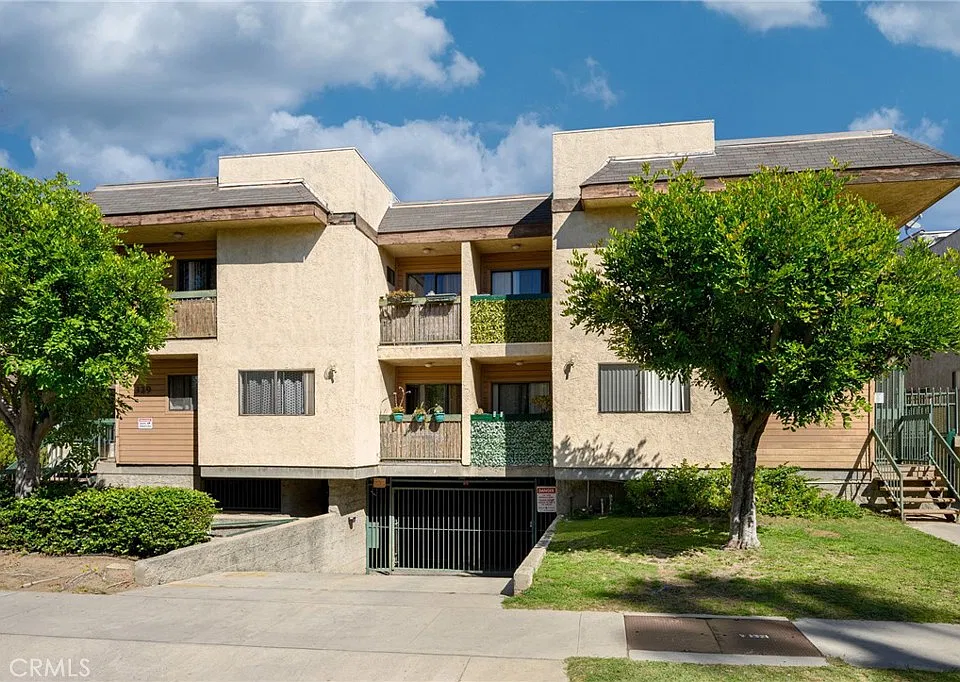 329 W Lomita Ave #103
