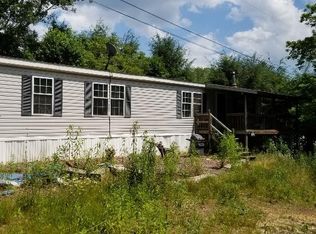 20 Temperance Dr, Burnsville, NC 28714