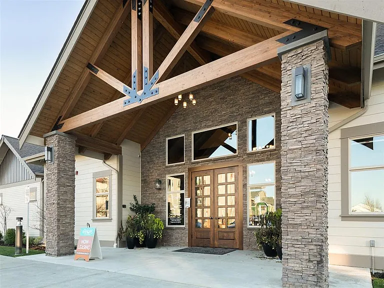 The Arbors at Edgewood — Photo 7