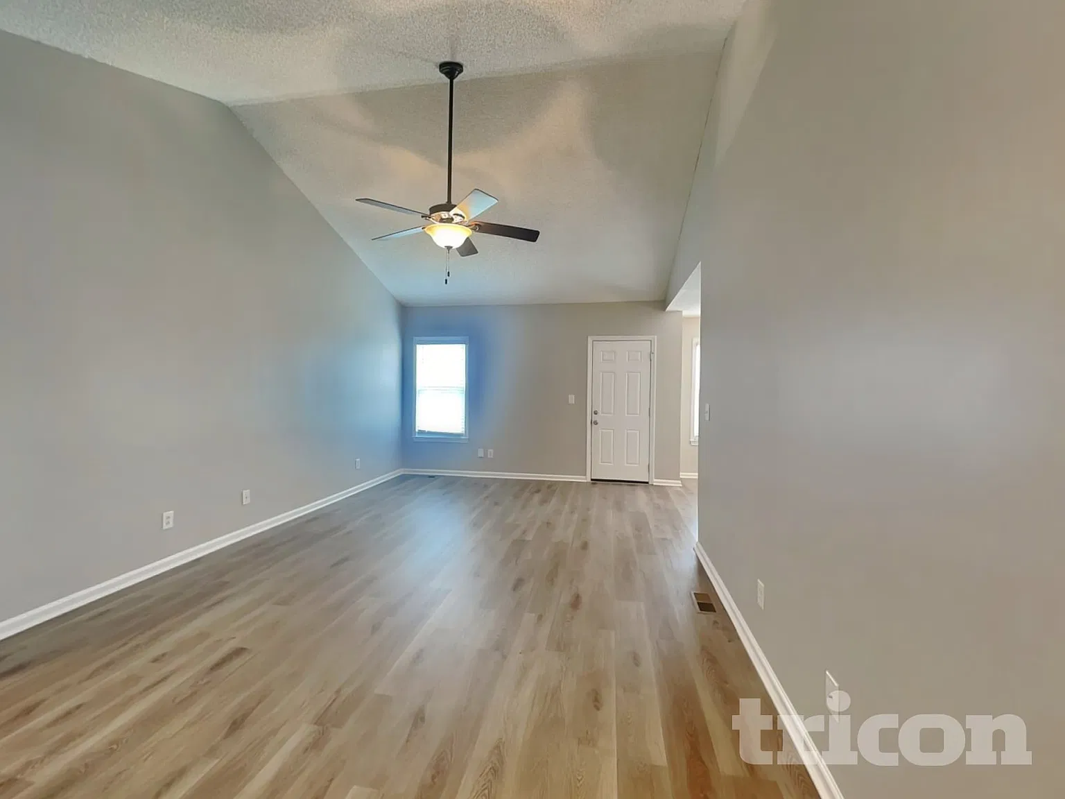 232 Grassmire Drive Clarksville TN — Photo 3