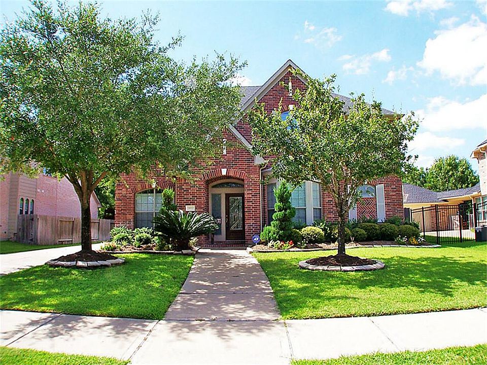 1st image of 21522 Briar Landing Ln