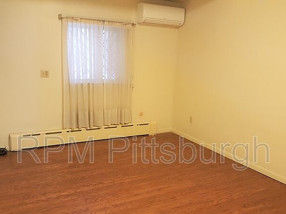5th image of 437 S Aiken Ave APT 1