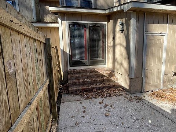 2nd image of 1190 Wrenwood Ct