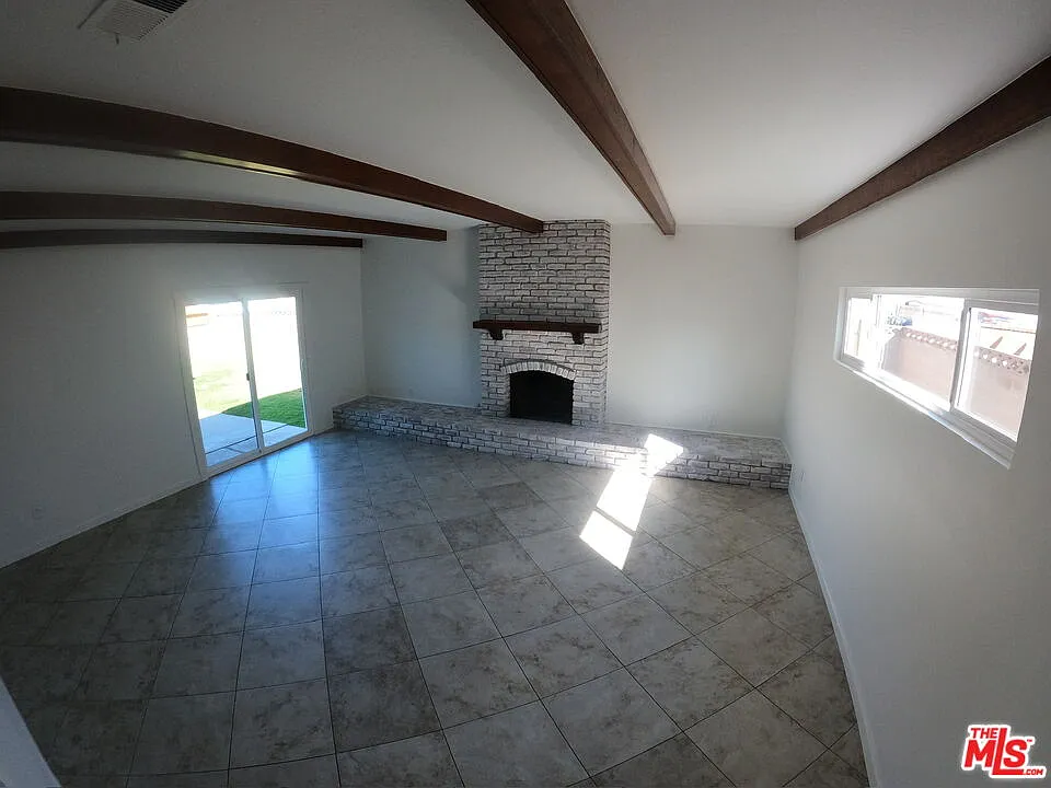 Building Photo - 5421 Hendricksen Dr