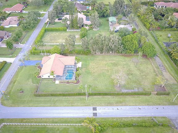 3rd image of 1200 NW 116th Ave