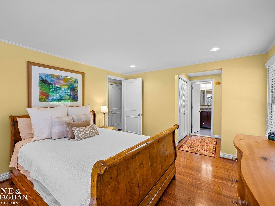 332 Kercheval Ave, photo 29