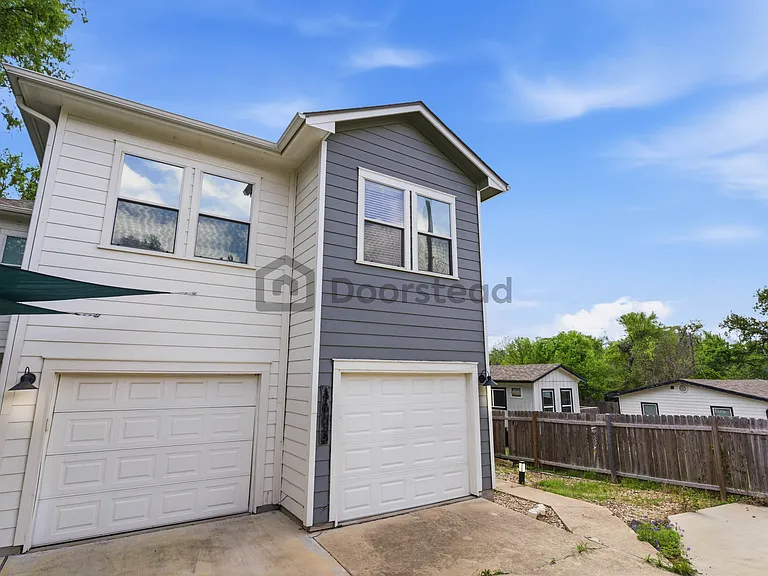 4803 Pecan Springs Rd #B — Photo 3
