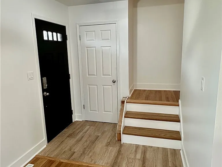 8662 Bayview Dr — Photo 4