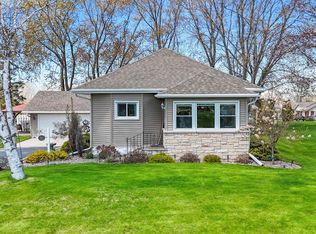 6838 Bunker Hill Rd, Greenleaf, WI 54126