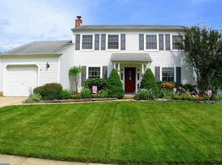 4 Nottingham Rd, Marlton, NJ 08053