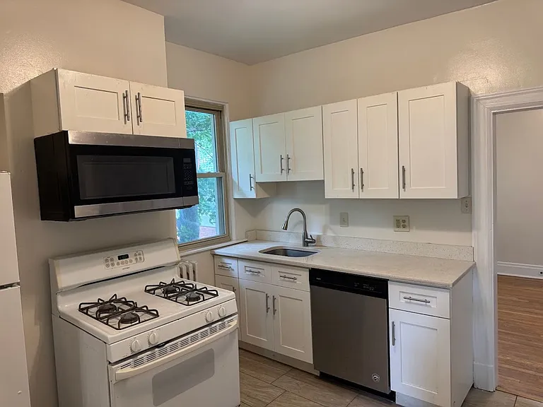 5542 Fair Oaks Street — Photo 5