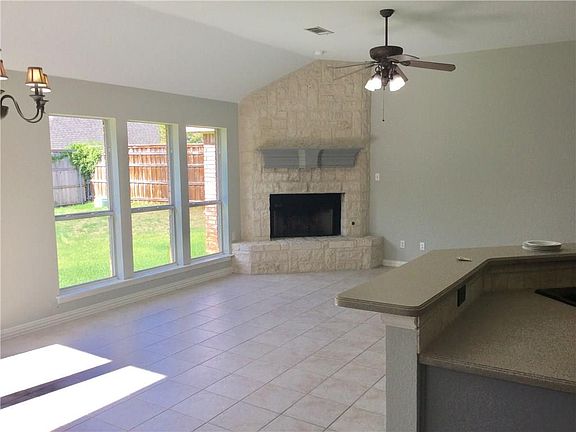 5th image of 9200 Edgemont Dr