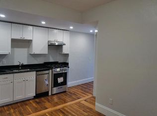 108 Willow St #108, Cambridge, MA 02141