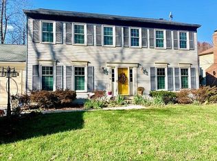 15430 Silvan Glen Dr, Dumfries, VA 22025