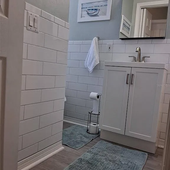 216 Berry St — Photo 38