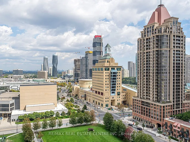 388 Prince Of Wales Dr #1411 — Photo 6
