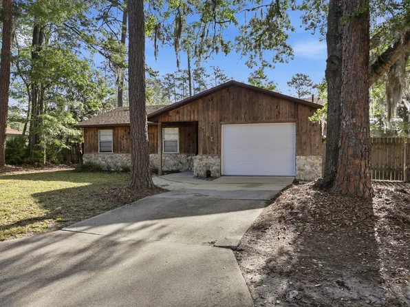 3741 NW 21st Dr, Gainesville, FL 32605