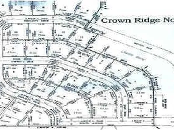 805 Rose Dr, Ellendale, MN 56026