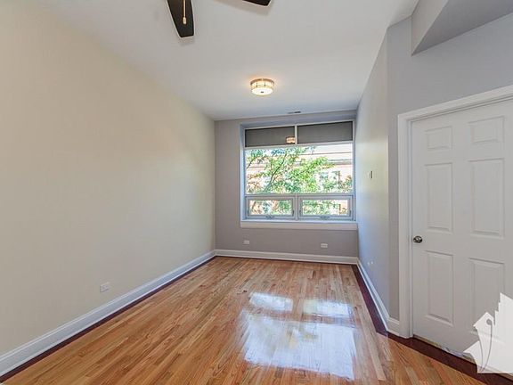 2nd image of 2323 W Taylor St #02