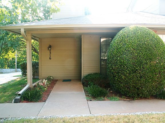 1316 Hunters Ridge Road