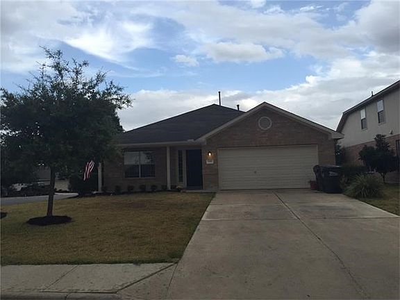 2nd image of 300 Goldenrod St