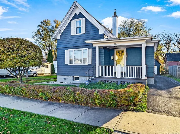 1325 Ash St, Utica, NY 13502