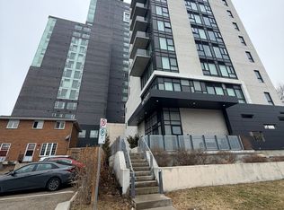 160 King St N #304, Waterloo, ON N2J 0E5