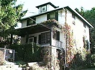 10084 Grandview Ave, Pittsburgh, PA 15235