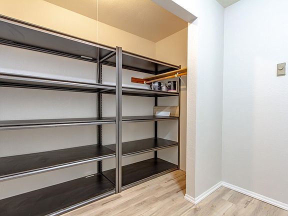 5th image of 2192 Lawson Creek Rd APT B