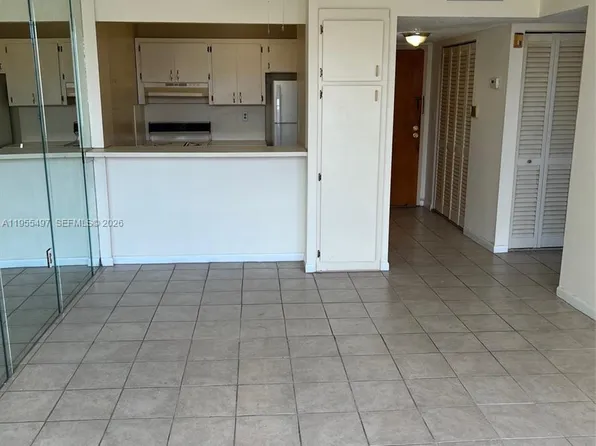 13390 NE 7th Ave APT 205, North Miami, FL 33161