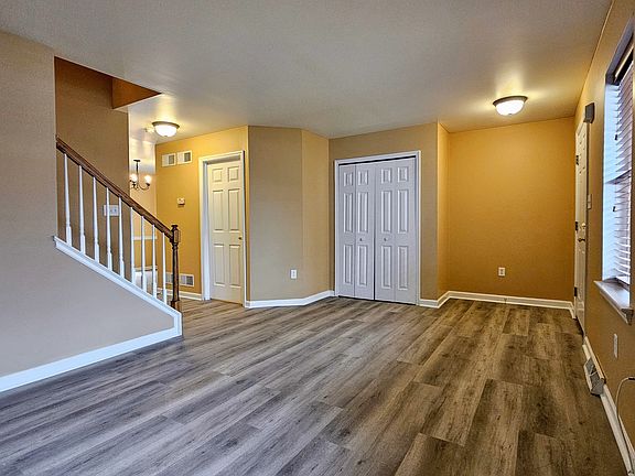 5th image of 562 Wood Duck Dr