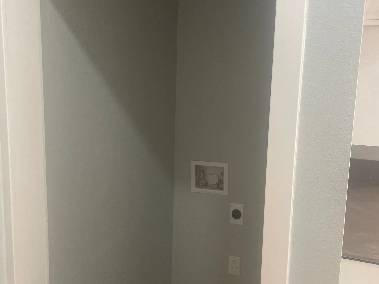 2 bed, 500 sqft, $2,300 — Photo 4