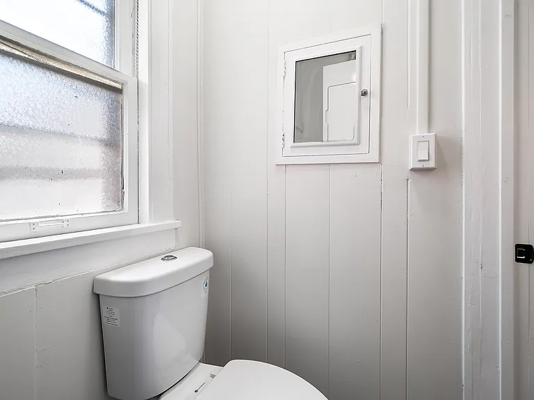2373 Euclid Heights Blvd #4 — Photo 44
