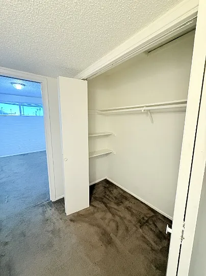 CATALINA VISTA APARTMENTS — Photo 79