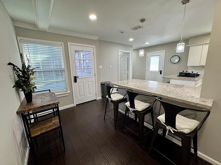 Hamlin Valley Dr — Photo 9