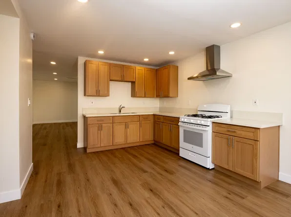 14691 Carfax Dr, Tustin, CA 92780