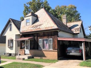 71 S High St, Logan, OH 43138