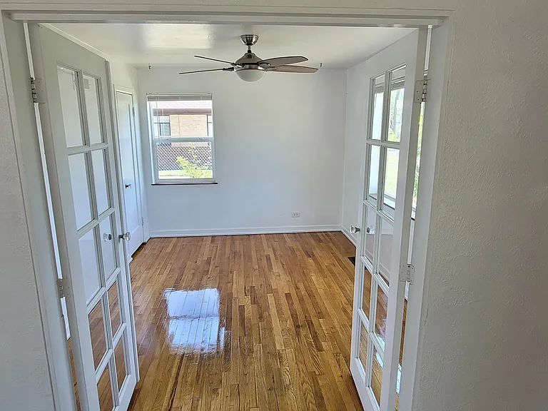 3258 N Saint Paul St — Photo 6