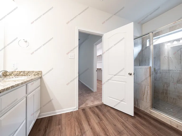 742 Friar Tuck Dr — Photo 24