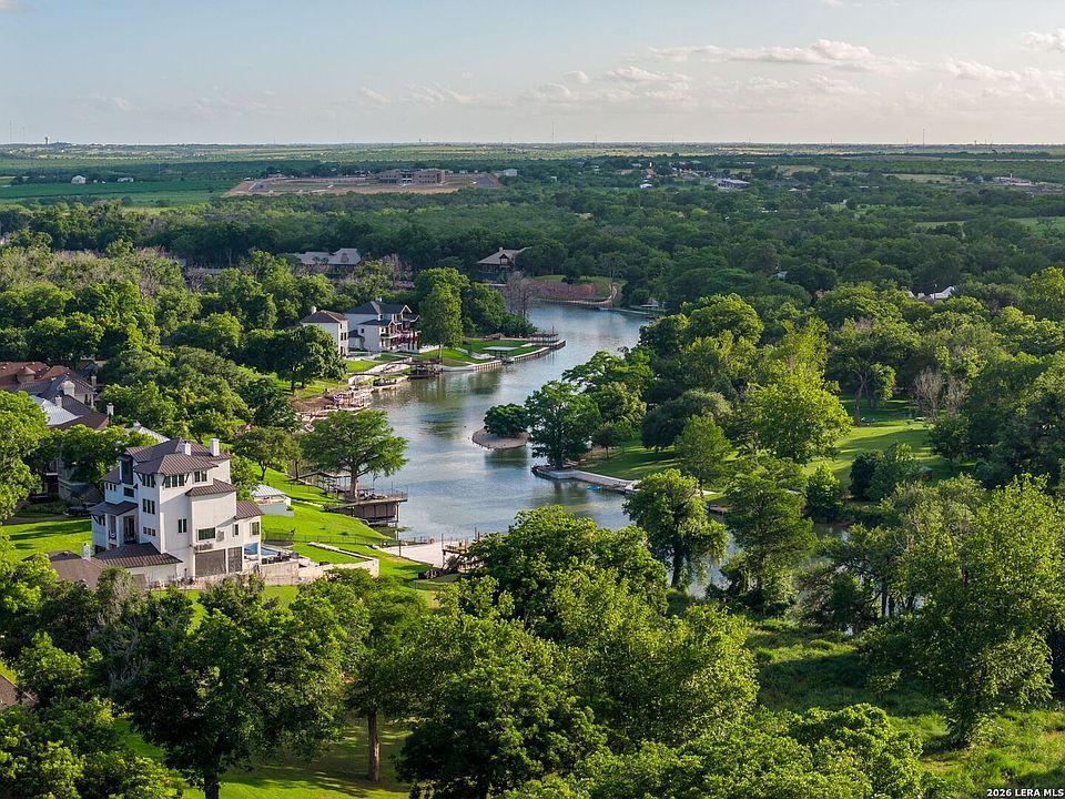 1st image of 102 Rio Azul