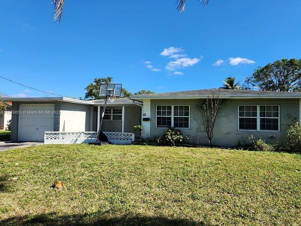 24 NW 42nd Ter, Plantation, FL 33317 | Zillow