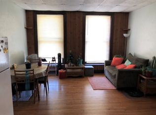 15 E Main St APT 2, Platteville, WI 53818