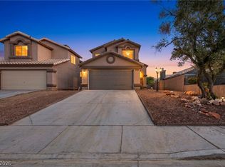 5322 Sandstone Dr, Las Vegas, NV 89142