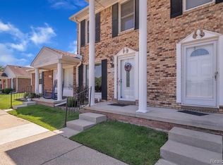 17505 Raleigh Square Dr #74, Southgate, MI 48195