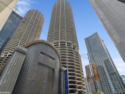 300 N State St APT 3706, Chicago, IL, 60654