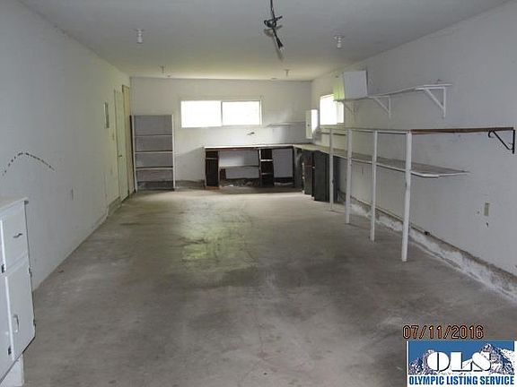 2nd image of 230 W Dolan Ave