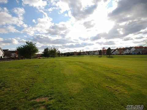 2nd image of 6 Alexandra Dr