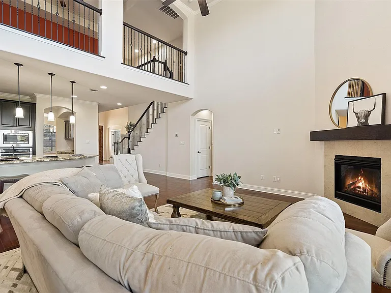 8417 Evelina Trl — Photo 10