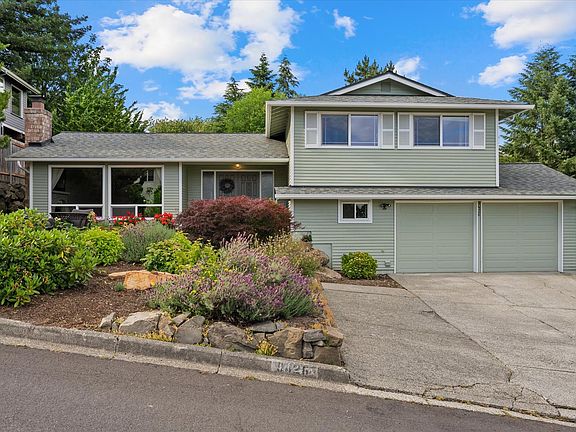 2nd image of 9426 NE 137th St