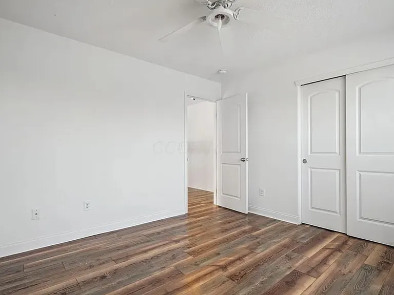 140 Andiron Dr — Photo 4